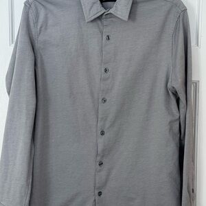 Men's Gray Button-Up Shirt